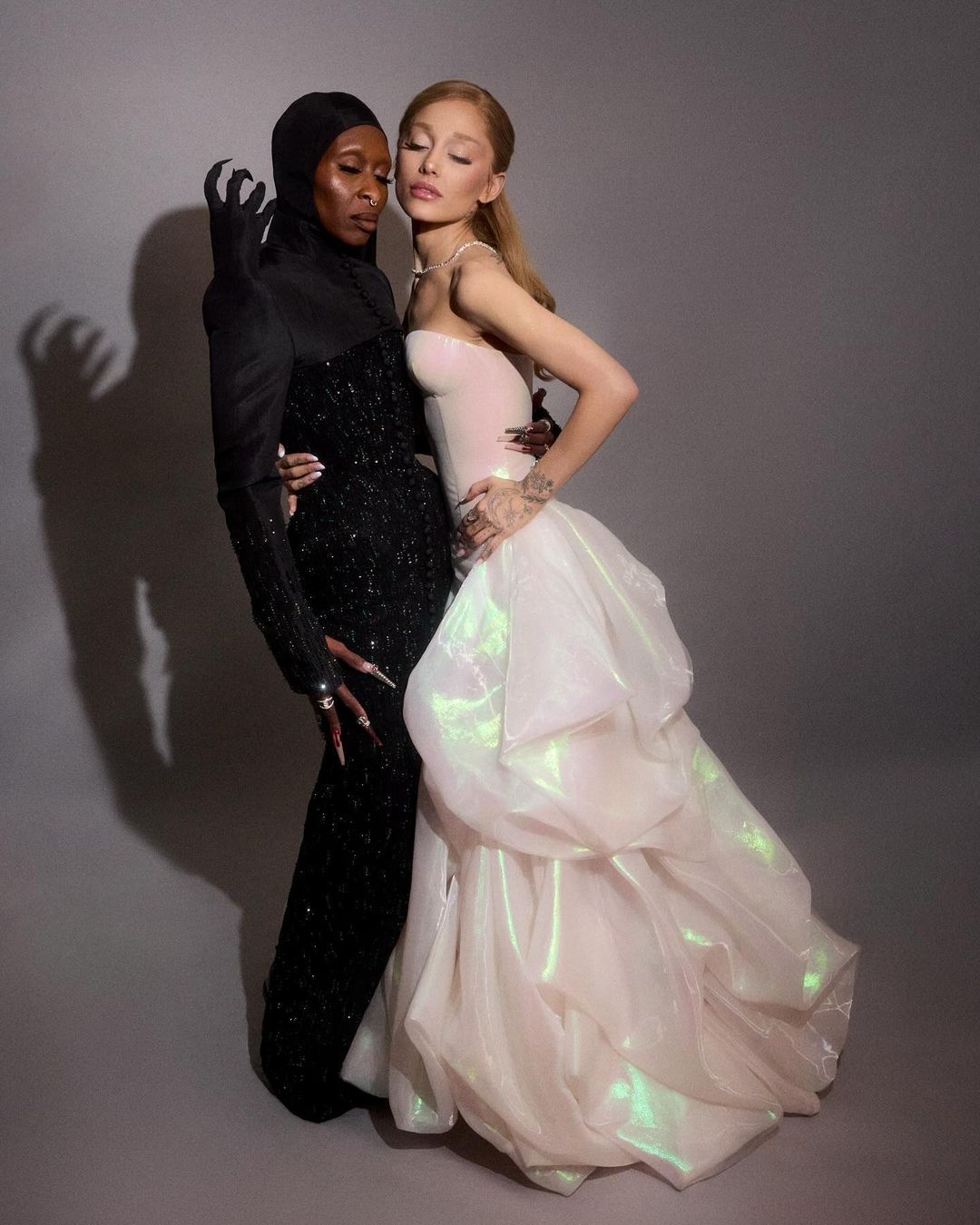 Ariana Grande y Cynthia Erivo en México