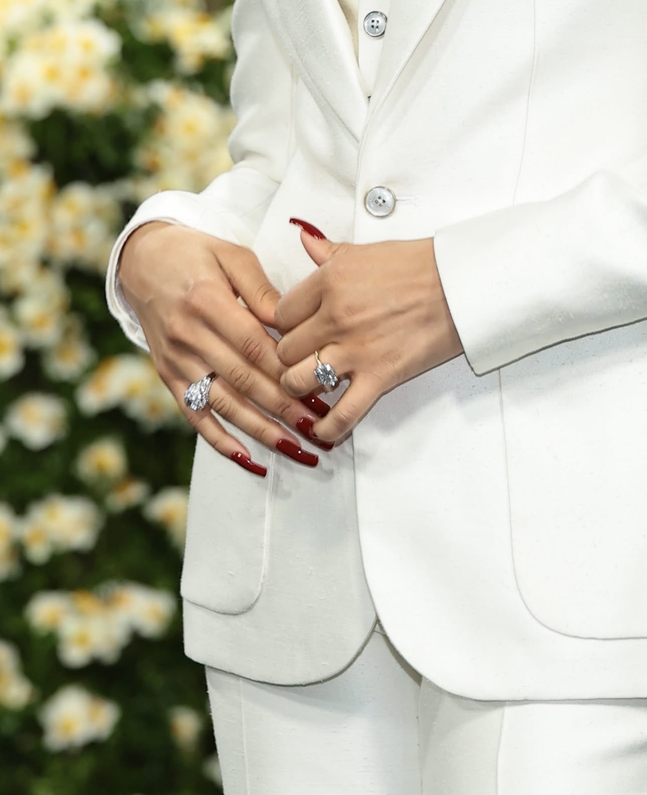 zendaya outfit met gala 2025 nails